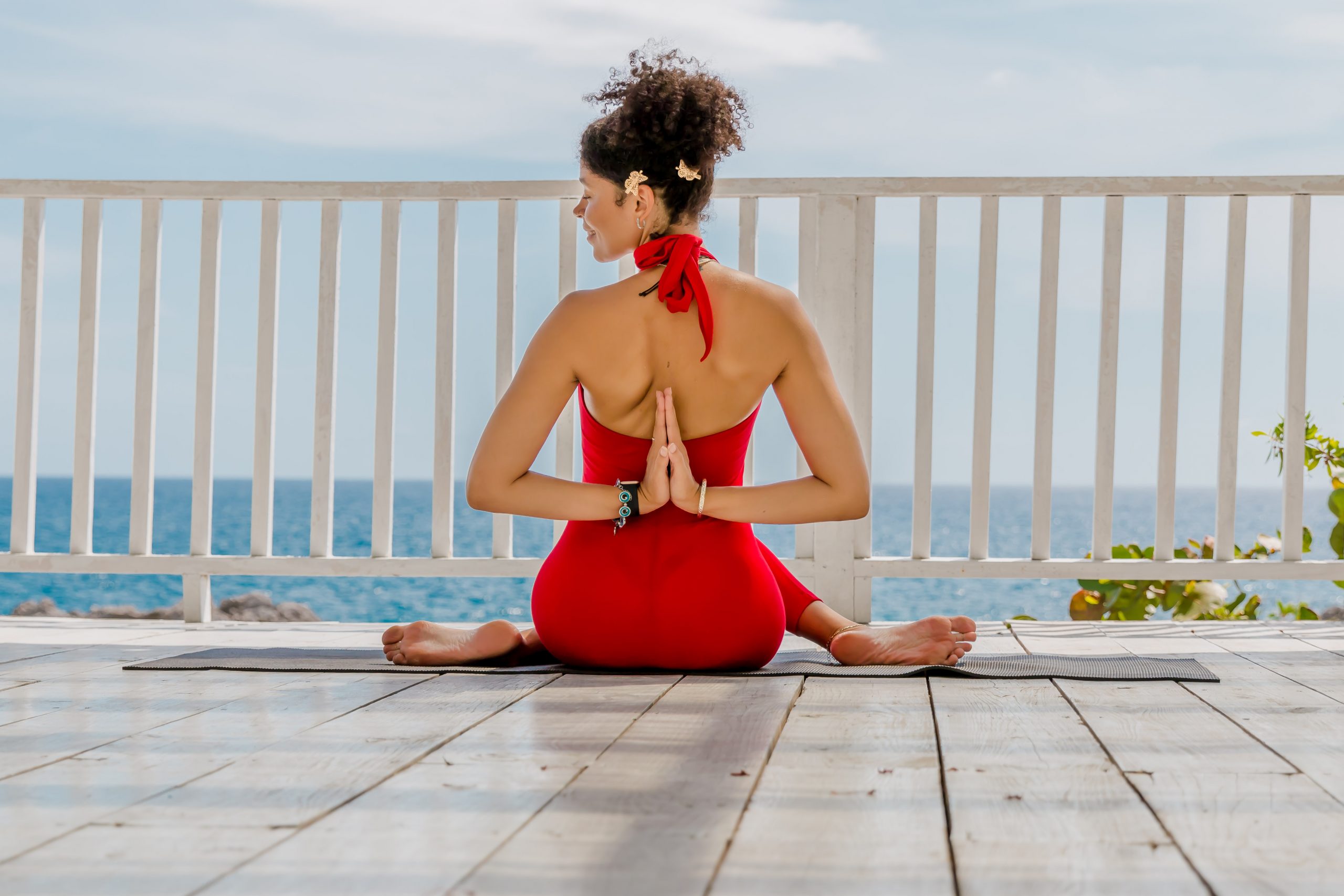 You are currently viewing Yoga + Meditation Hybrid Class – iana